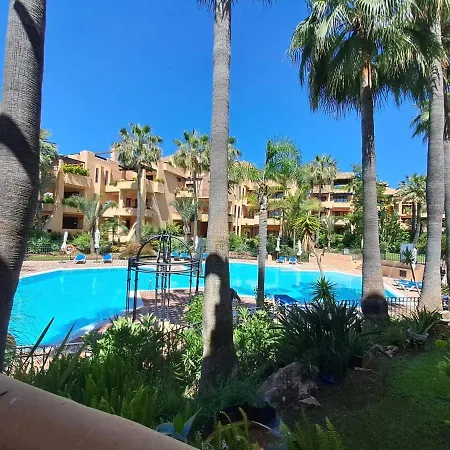 Escape San Pedro De Alcantara, *