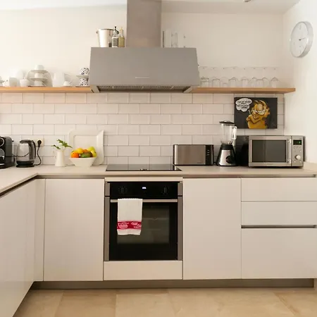 Escape San Pedro De Alcantara, *